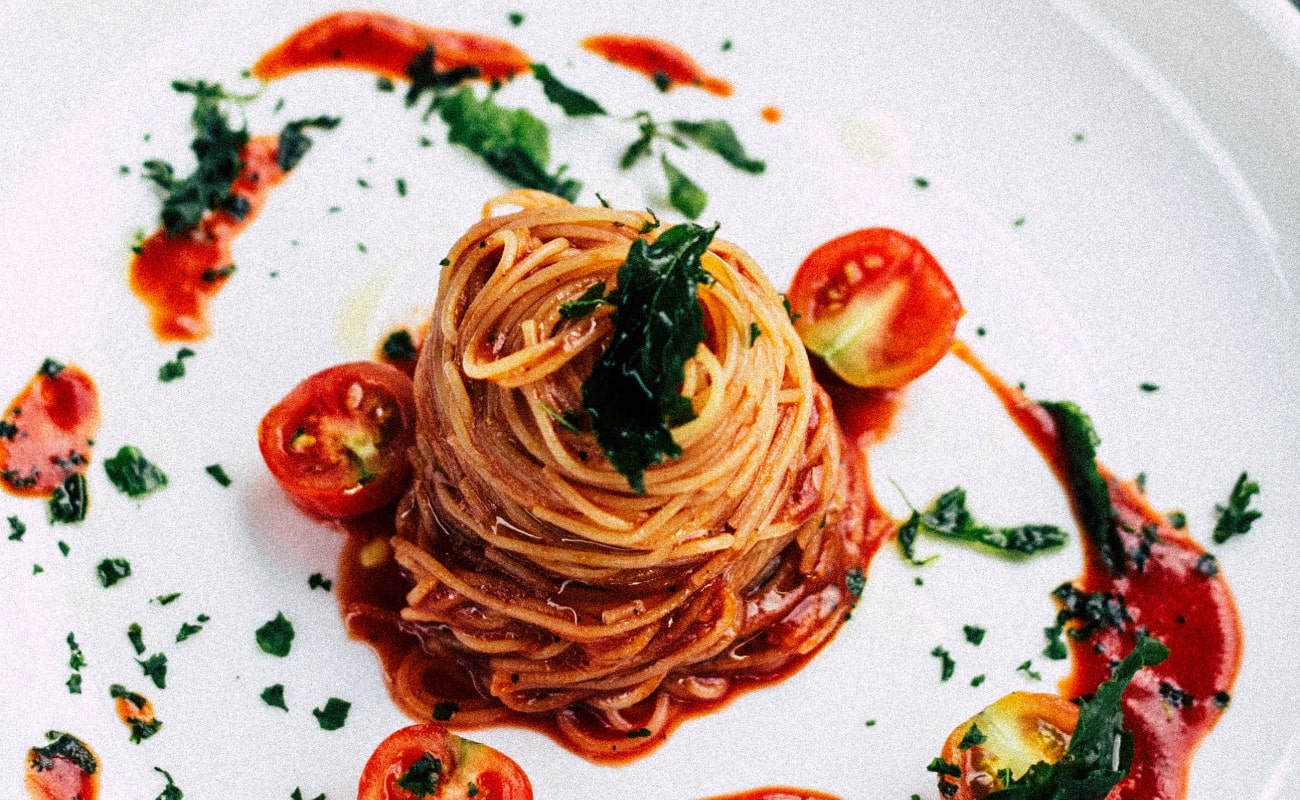 Spaghetti with sun dried tomatoes